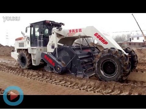 WR2300L，永城段G311國道灰土拌和速度超級快