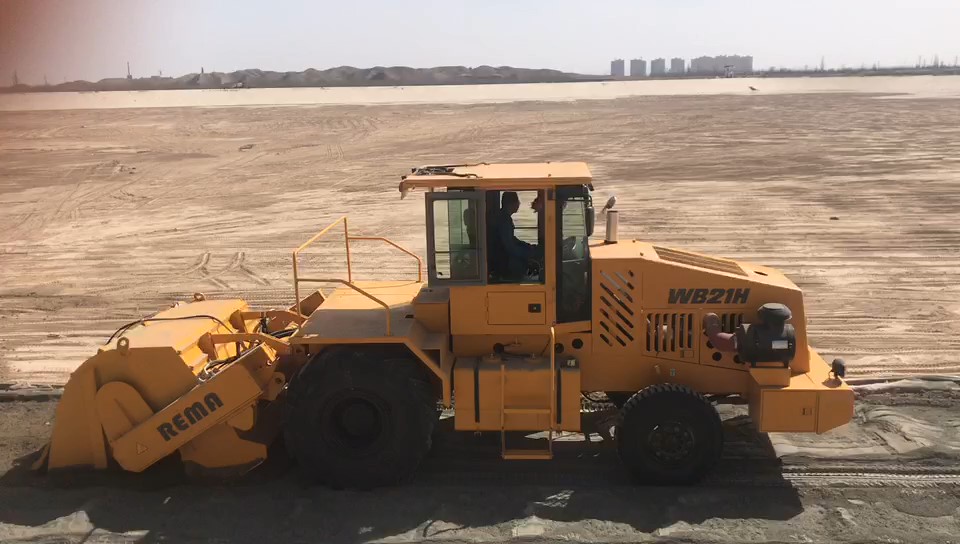 WB21H，蘭州機場路拌機灰土拌和